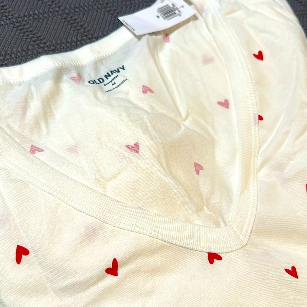 Lot of 4x cute t shirts!PERFECT FOR SUMMER! Plus ! Summer spring